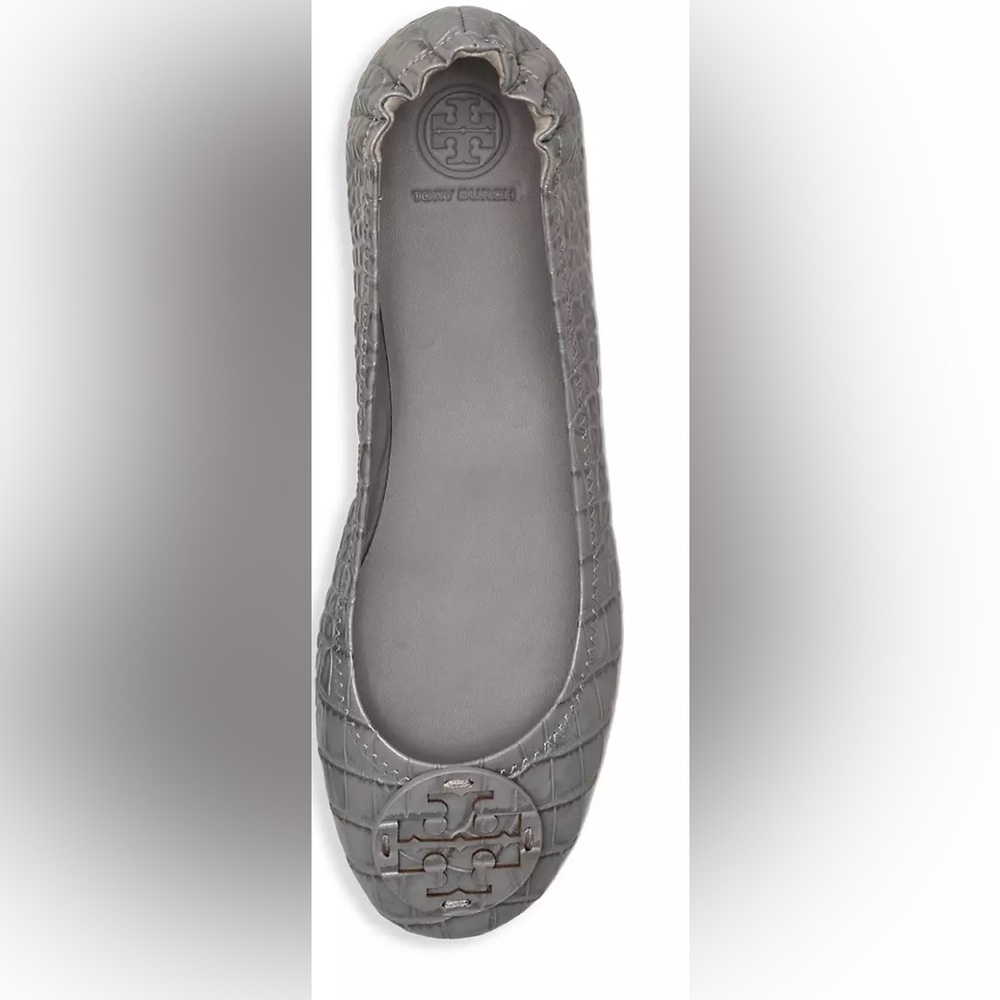 NIB Tory Burch Minnie Travel Ballet Size 6. Color Zinc